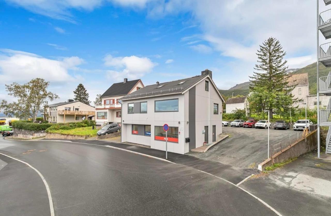 Apartamento Din Hjem! Mitt I By1. Gratis Parkering!! Narvik Exterior foto